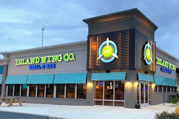 Island Wing Company Grill & Bar - Jacksonville Southside