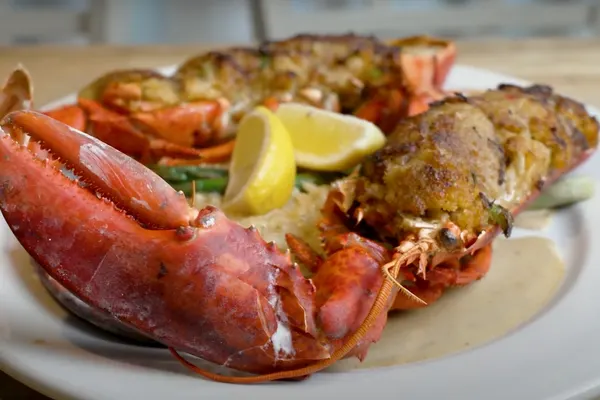 J&J Seafood Bar and Grill