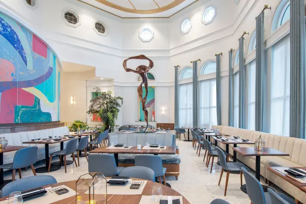 Ke-uH Restaurant