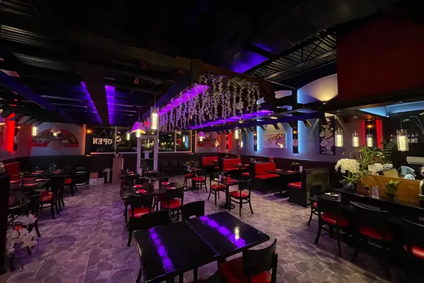 Khao Neow Sushi Thai Lao