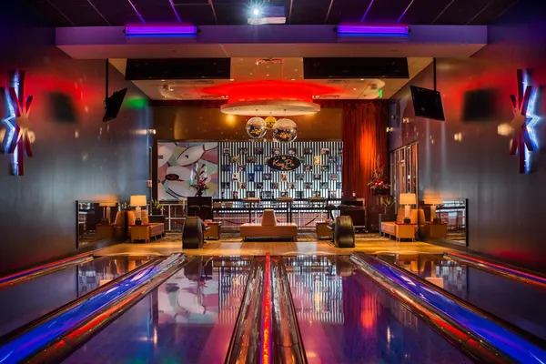 Kings Dining & Entertainment