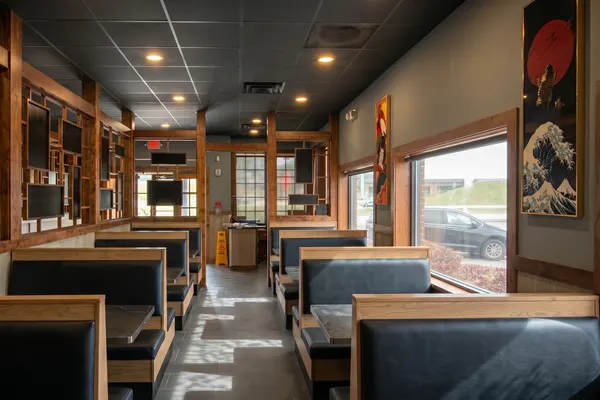 Koji Japanese steakhouse & sushi Bar