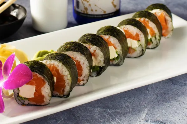 Kub Kao Thai & Sushi