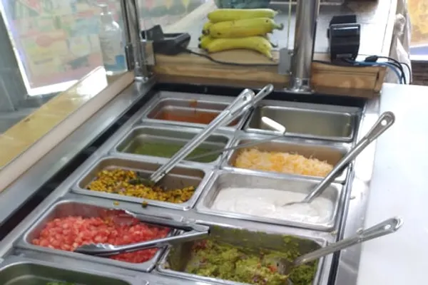 La Bendicion Market & Antojitos Guatemaltecos