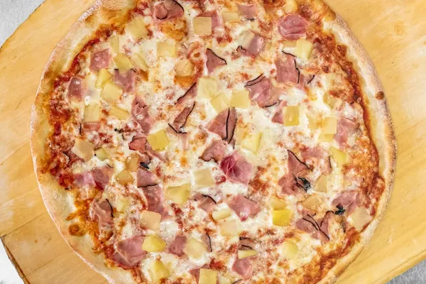 La Mia Pizza and Wings cutler