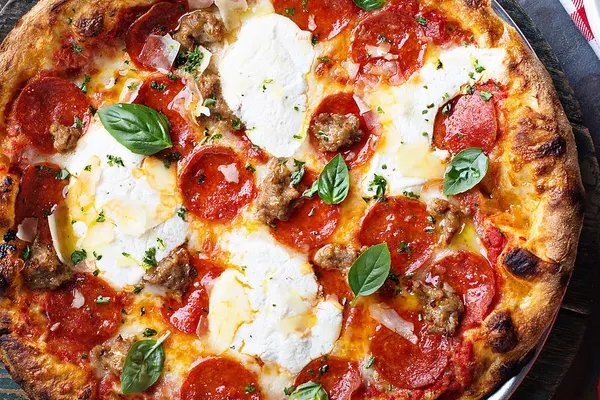 La Pizzeria at Cucina Rustica