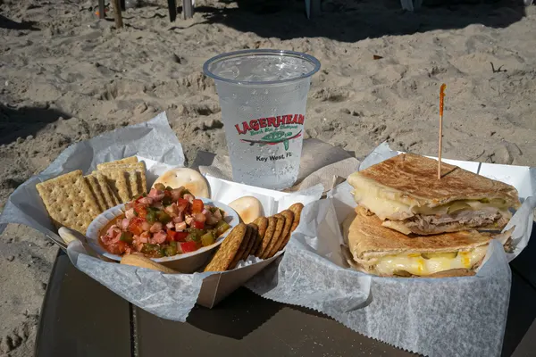 Lagerheads Beach Bar & Watersports