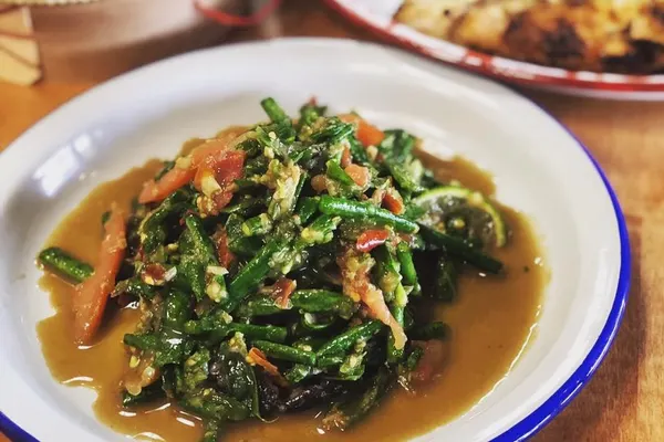 Larb Thai-Isan