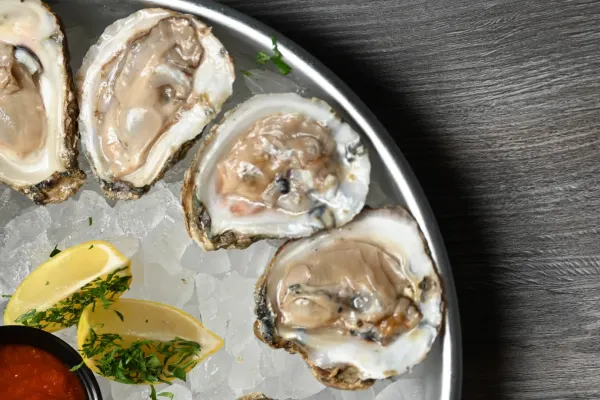 Lefty's Oyster & Seafood Bar