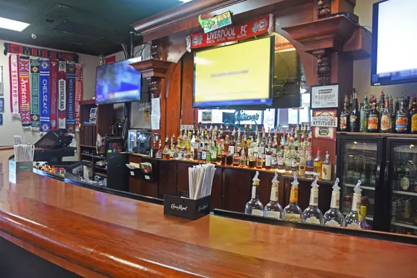 Lillian's Sports Grill