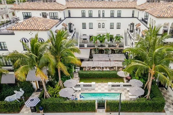 LoLa 41 Palm Beach