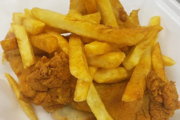Lorio's Wings-N-Things