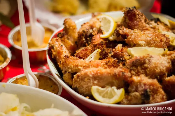 Lovejoy Wings Cafe