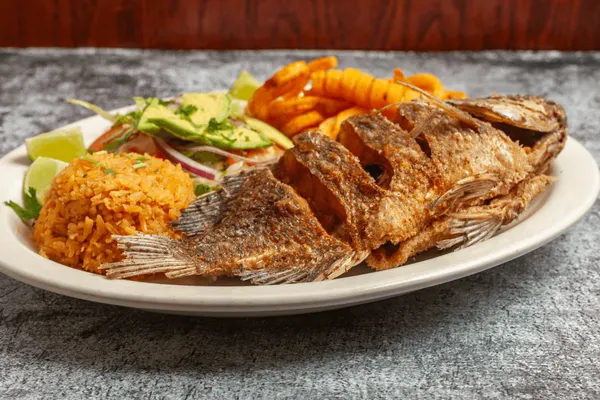 Luis Mexican Food & Grill