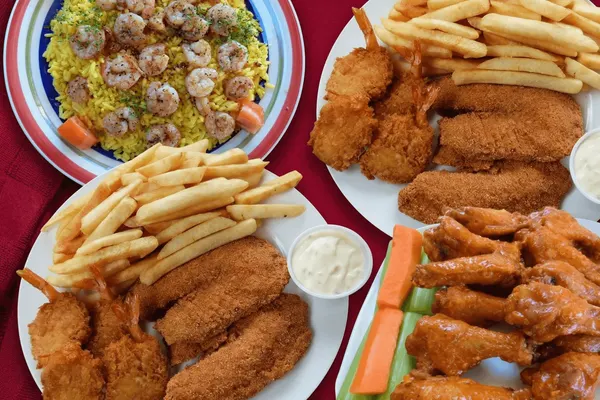 Macland Wings & More