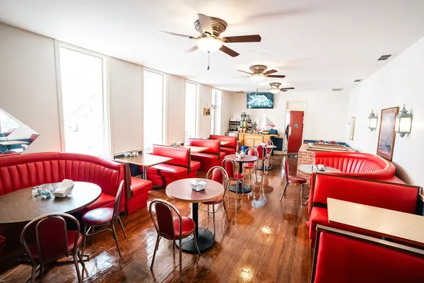 Madison Manor House Restaurant & Pub