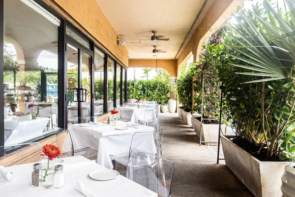 Madroño Restaurant
