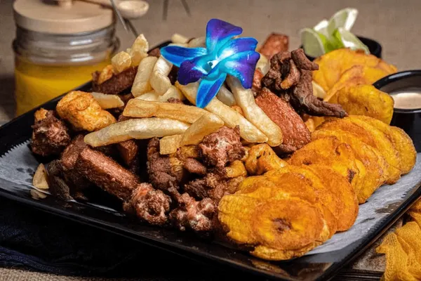 Mamajuana Restaurant and Lounge