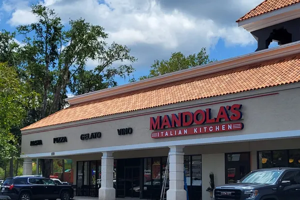 Mandolas Italian Kitchen