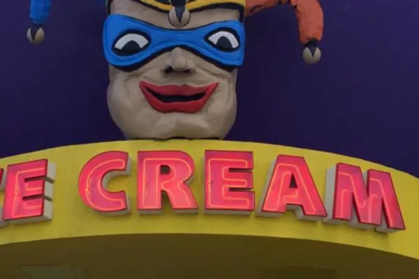 Mardigras Snack Bar
