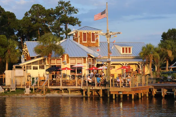 Marina Bar And Grill At Sandestin Golf And Beach Resort