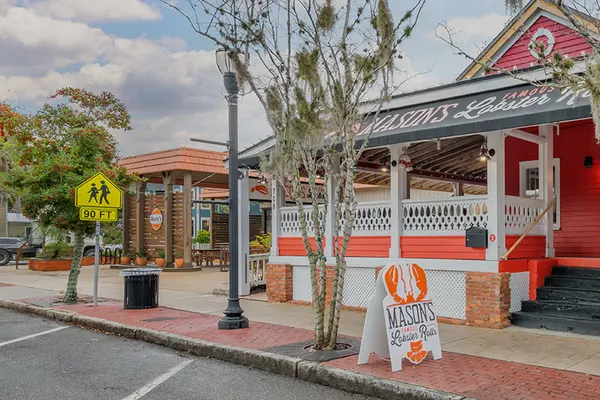 Mason's Famous Lobster Rolls in Fernandina Beach, FL
