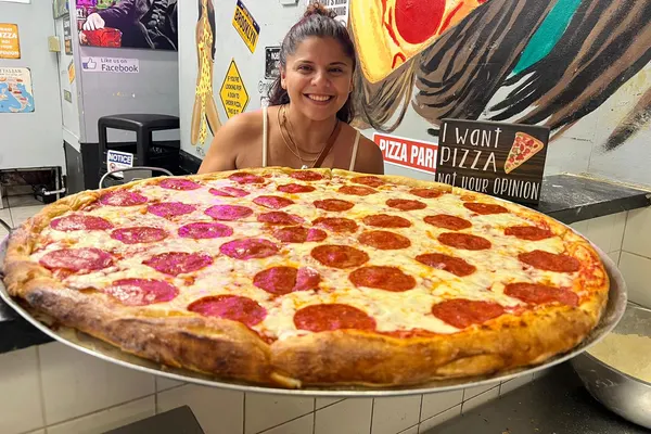 Mega Pizza