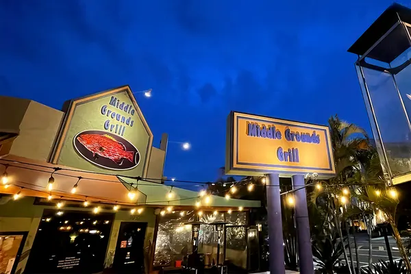 Middle Grounds Grill