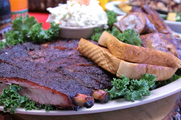 Monroe's Smokehouse Bar-B-Q & Catering