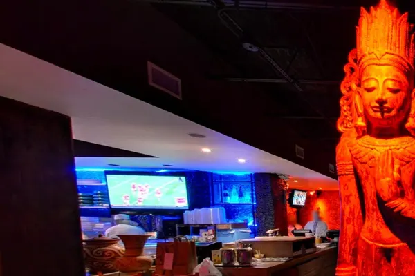 Moon Thai & Japanese