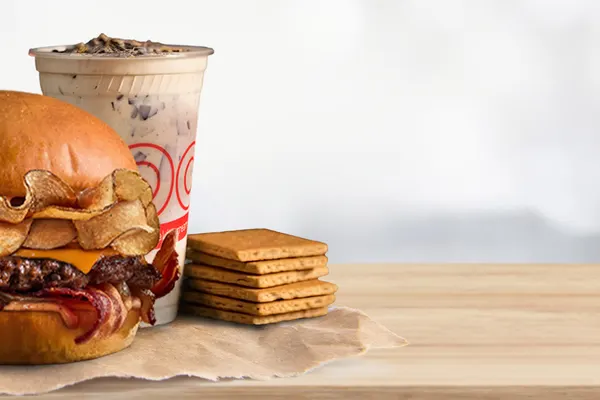 MOOYAH Burgers, Fries & Shakes