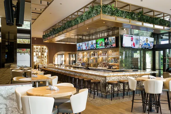Moxies West Palm Beach Restaurant