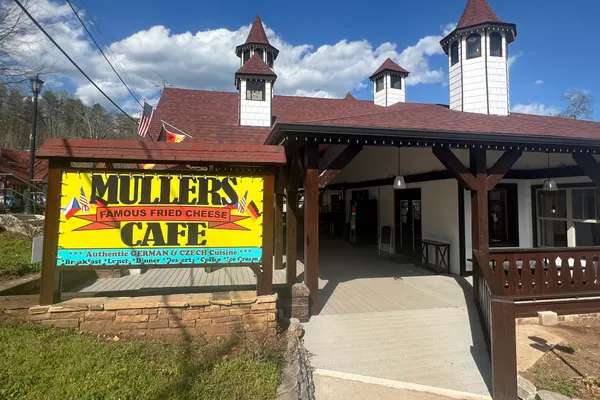 MULLER S FAMOUS FRIED CHEESE CAFE