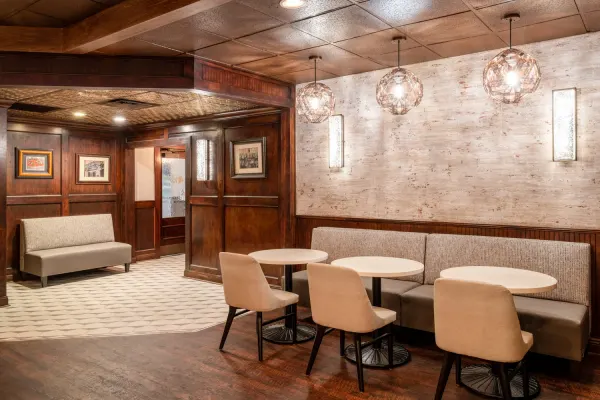 Mulligan's Pub