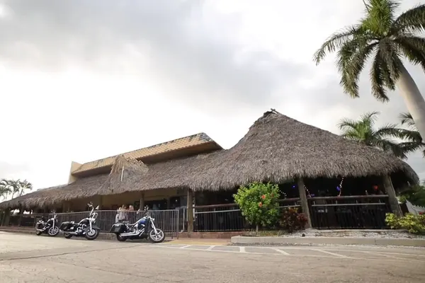 Nauti Parrot Tiki Hut North