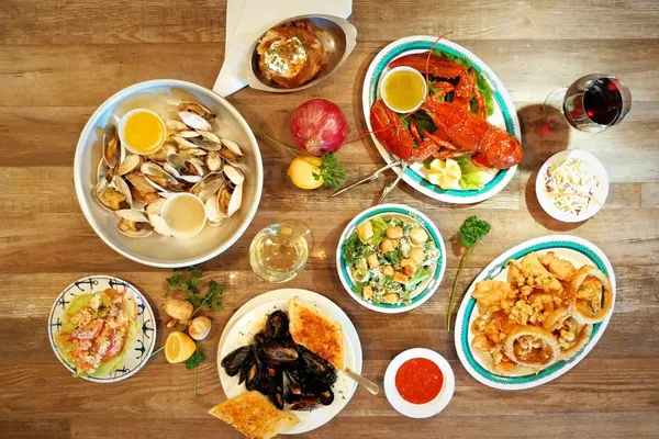 New England Eatery & Pub