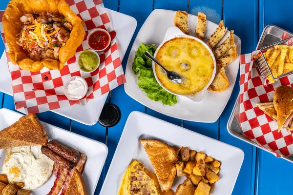 Oceans 13 Sports Grill & Bar