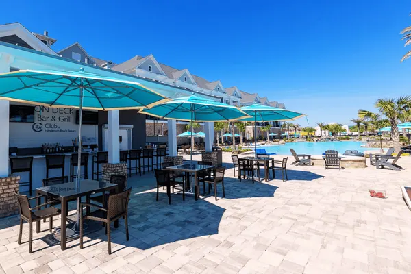 On Deck Bar & Grill
