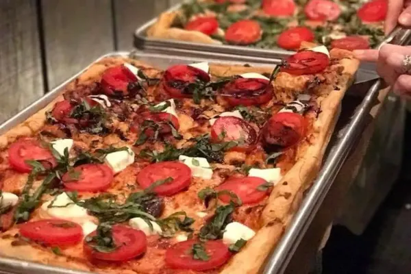 Panheads Pizzeria
