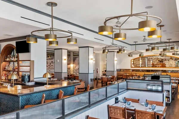 Pete's Gulf Bistro