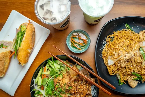Pho Neo Asian Kitchen & Boba Tea