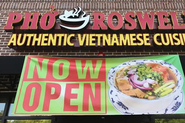 Pho Roswell