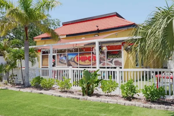 Pipo's Cuban Cafe Food Truck