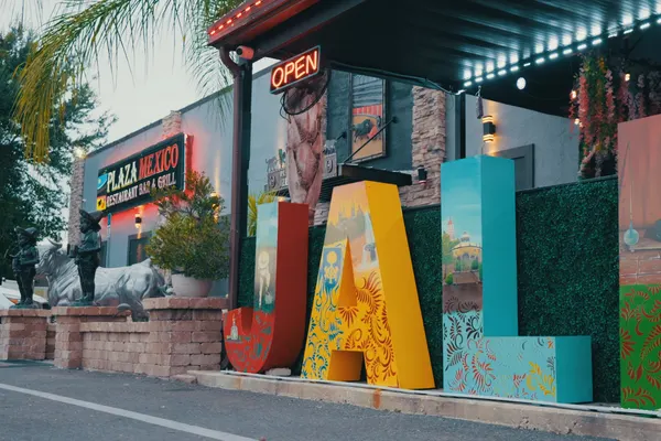 Plaza Mexico Mariscos Restaurant Bar and Grill