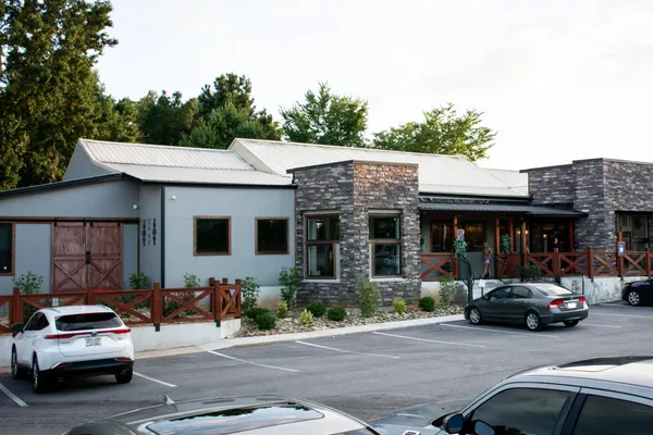 Pond Restaurant