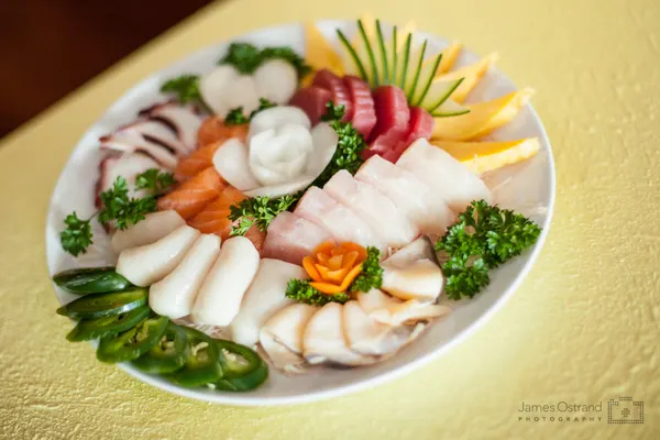 Rain Japanese Sushi Bar & Thai