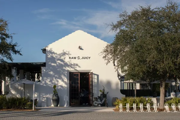 Raw & Juicy Alys Beach