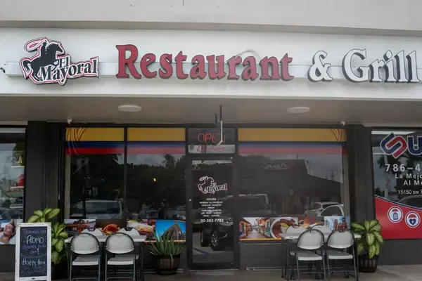Restaurante Colombiano El Mayoral de Sunset