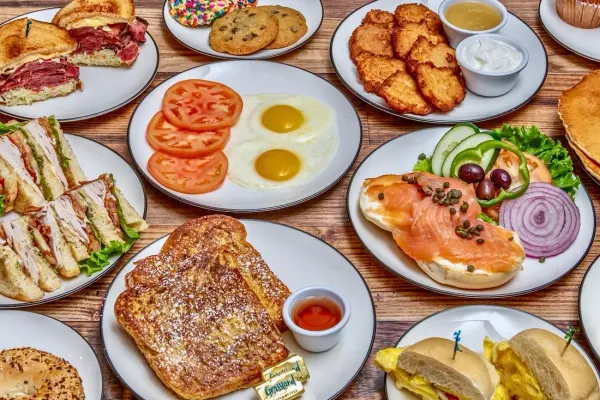 Roasters 'N Toasters - Pinecrest