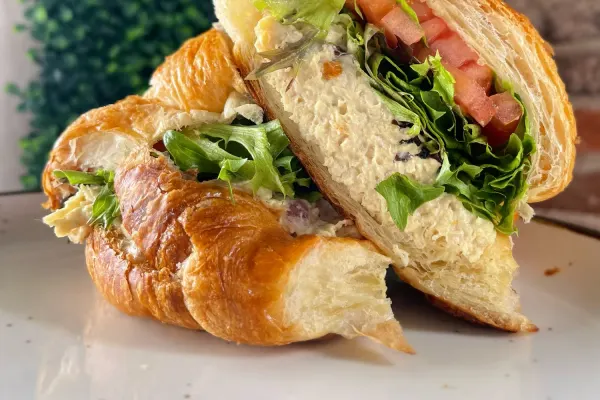 Rosé Café and Bakery